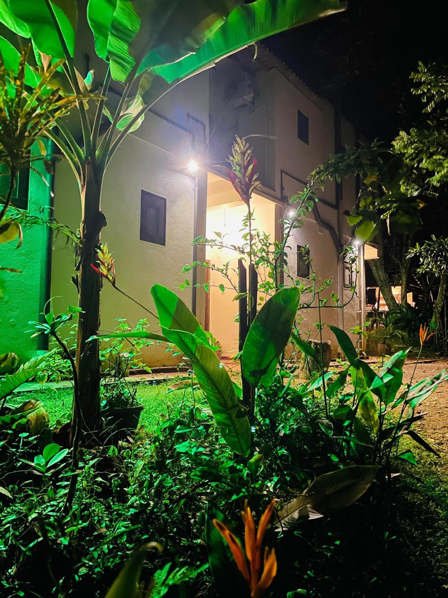 Bed and Breakfast Sky Mountain Weligama Exteriér fotografie